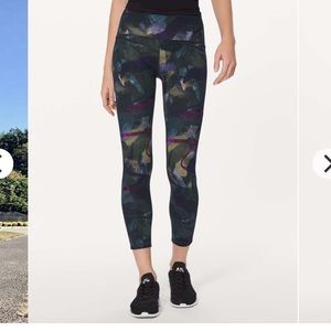 EUC Lululemon train times pant 7/8, 25”